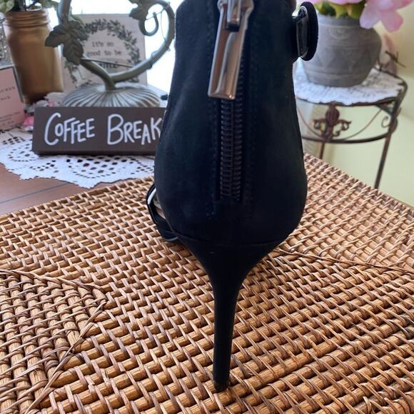 NEW IN BOX! Taupe Kelly & Katie Ankle Strappy Heels Sz 9 - Picture 5 of 7